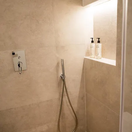 Jost Caravel Отель 4*