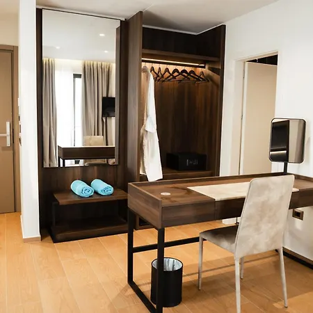 Jost Caravel 4* Радима