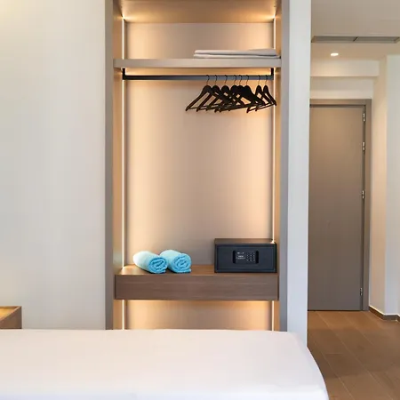 Отель Jost Caravel 4*