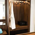 Jost Caravel 호텔 4*