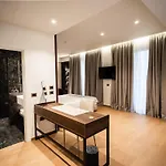 Jost Caravel 4*