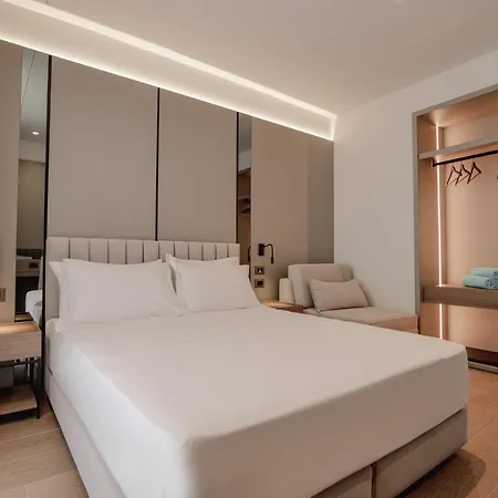 Jost Caravel 4*