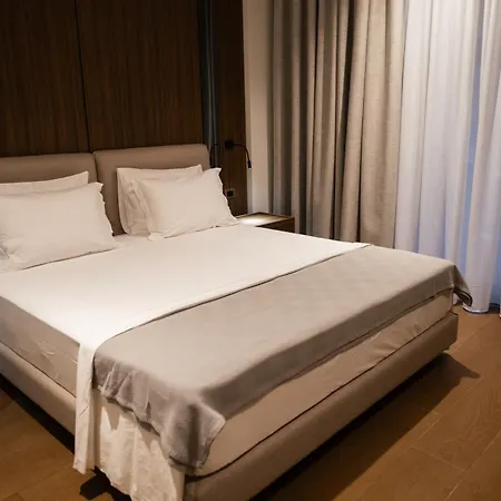 Hotel Jost Caravel Radhimë